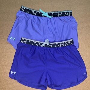 Under armor loose fit shorts